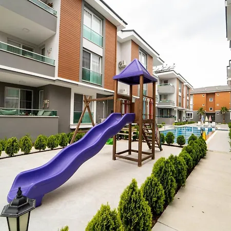 Apartman Comfortable Flat With Shared Pool Backyard And A Refreshing Balcony In Dalaman